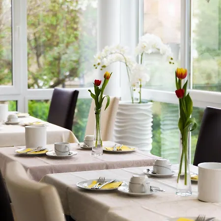 לינה וארוחת בוקר Rosenstein Heubach (Baden-Wurttemberg)